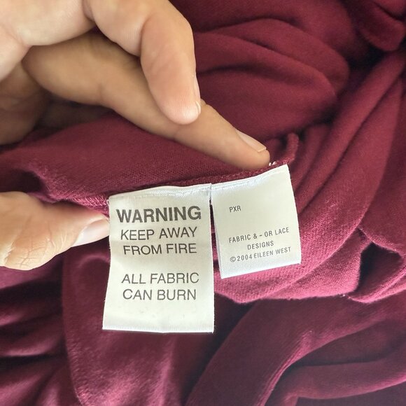 Eileen West Velvet Robe Burgundy Womens Large Embroidered Heirloom Old Money NWT - Picture 11 of 15